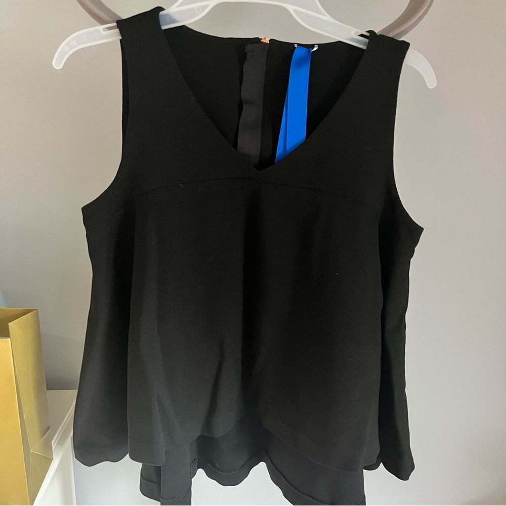 Kit & Ace black hi-low flowy top blouse - size 6